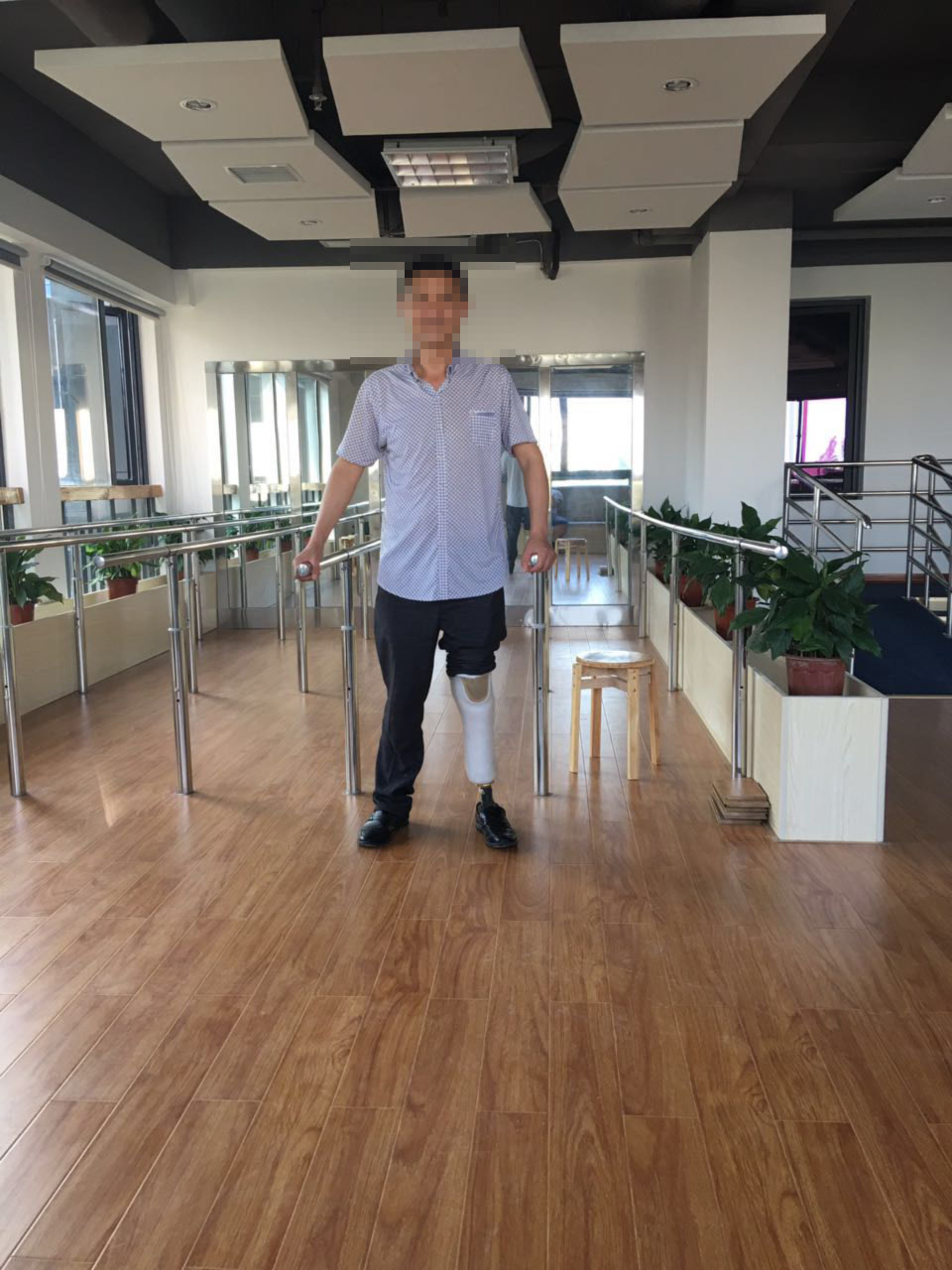 客户1